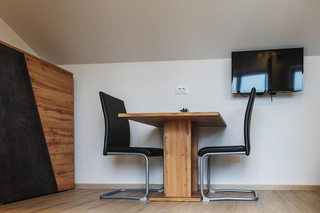 Apartmaji Gorenc Bled Bagian luar foto